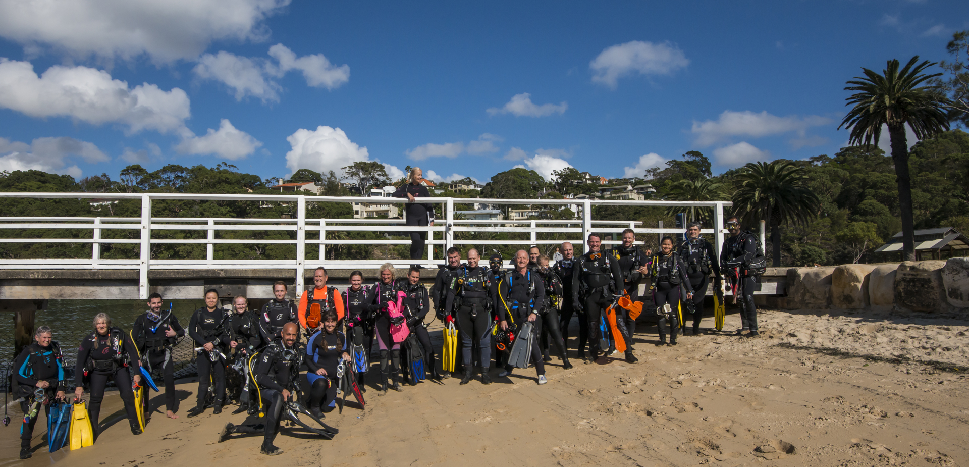 Dive 2000 Sydney dive. travel. underwater photography.